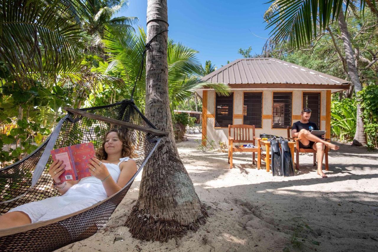 Barefoot Manta Island Resort Drawaqa Island Ngoại thất bức ảnh
