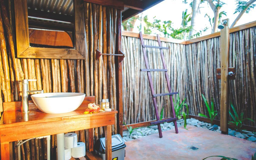 Barefoot Manta Island Resort Drawaqa Island Ngoại thất bức ảnh