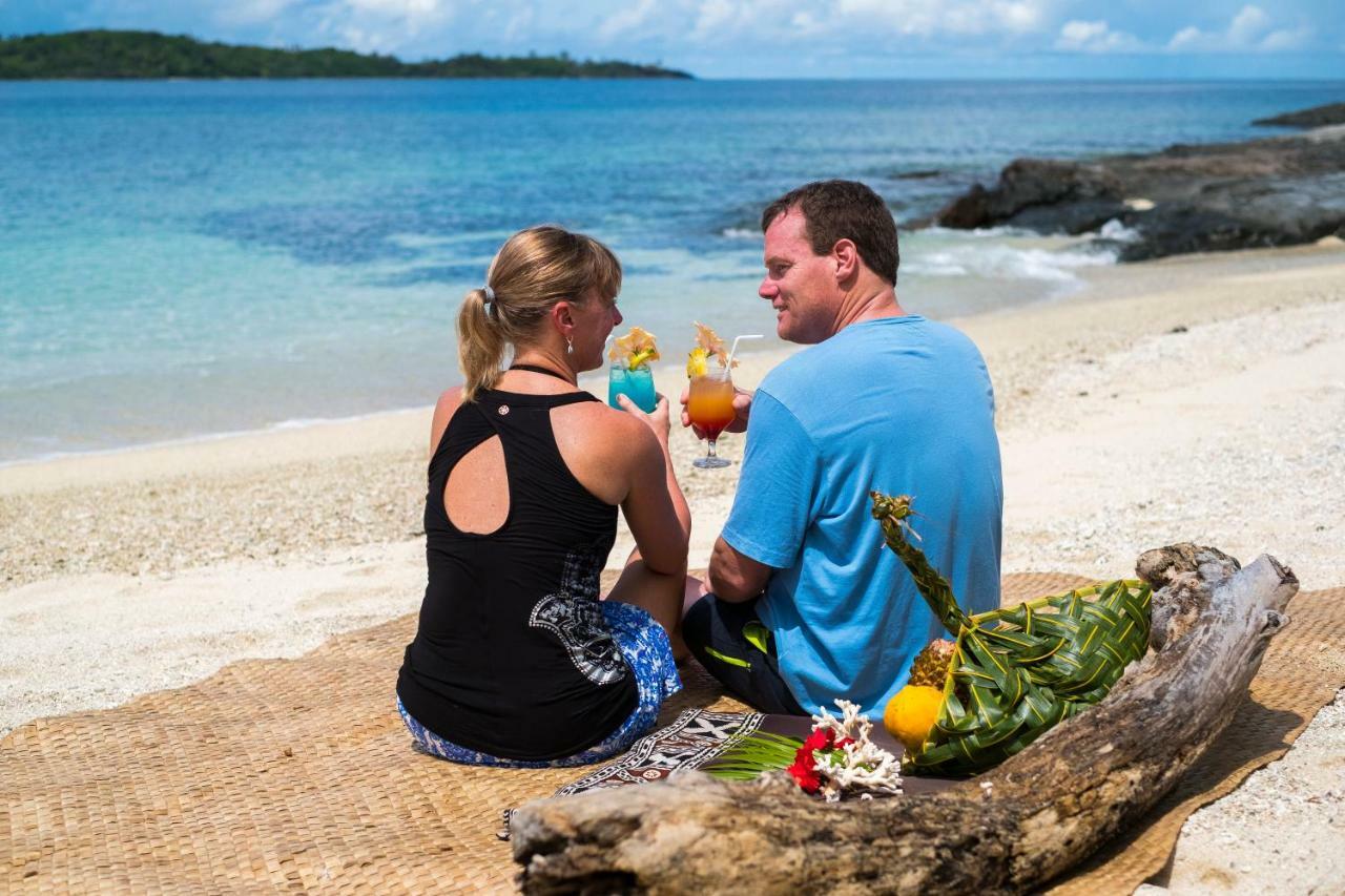 Barefoot Manta Island Resort Drawaqa Island Ngoại thất bức ảnh