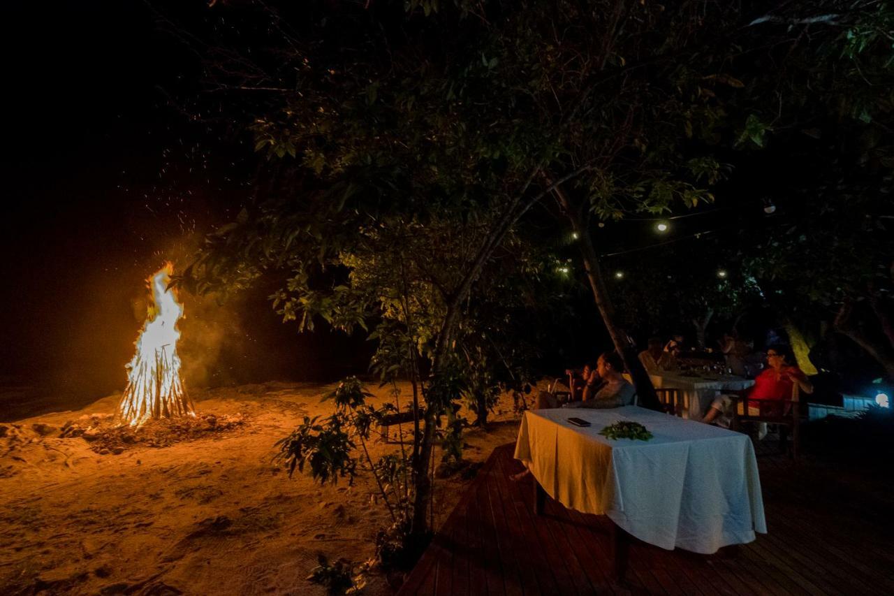 Barefoot Manta Island Resort Drawaqa Island Ngoại thất bức ảnh